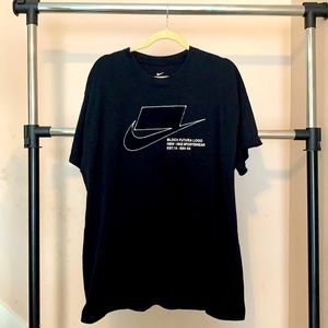 Nike Block Futura Logo Tee - Men’s L